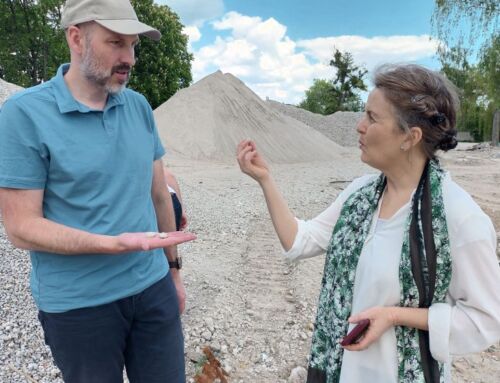 Tre fluer med ét smæk: grøn genopbygning af Ukraine kan for alvor begynde!